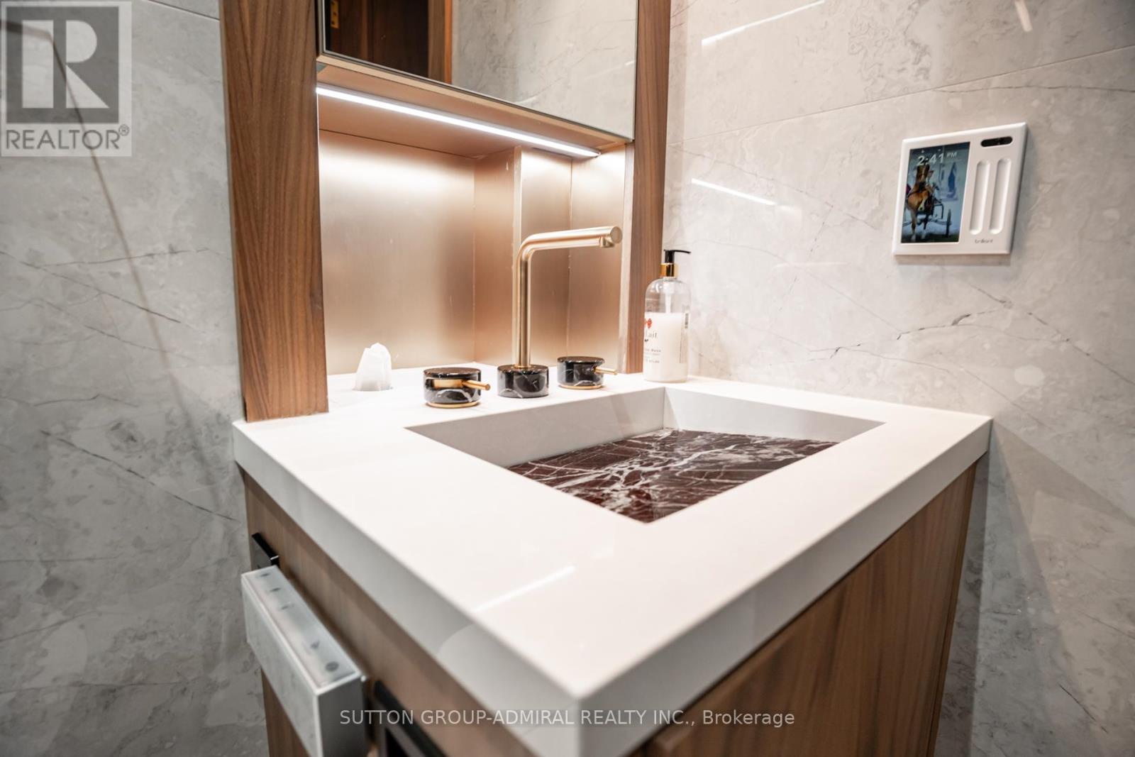 505 - 88 Cumberland Street, Toronto (annex), Ontario