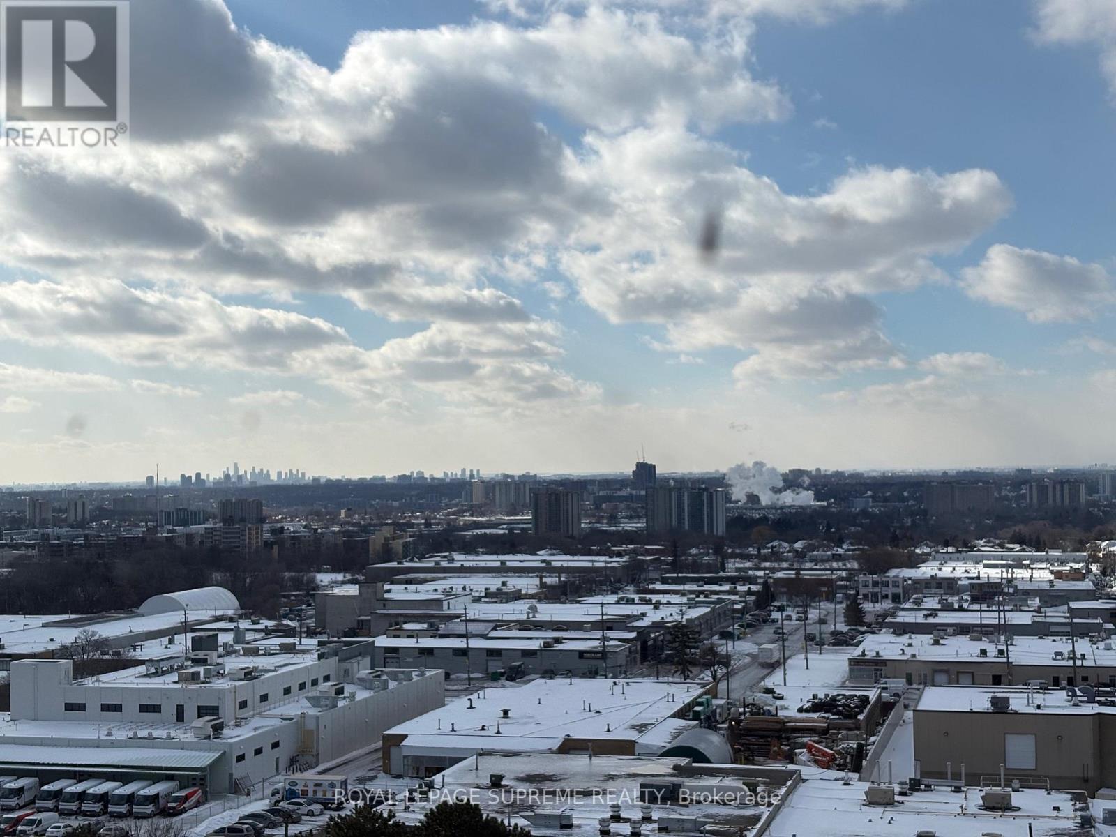 1215 - 100 Lotherton Pathway, Toronto (yorkdale-glen Park), Ontario