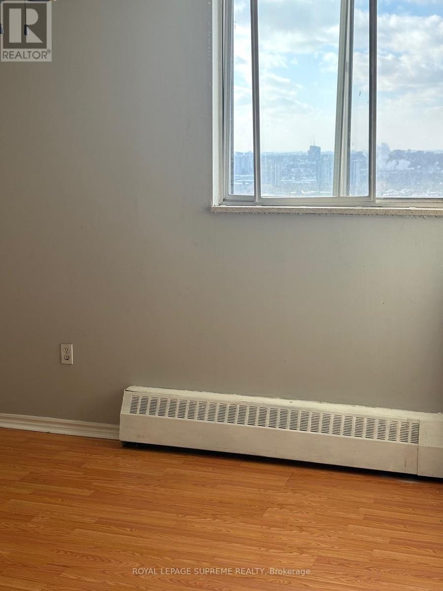 1215 - 100 Lotherton Pathway, Toronto (yorkdale-glen Park), Ontario