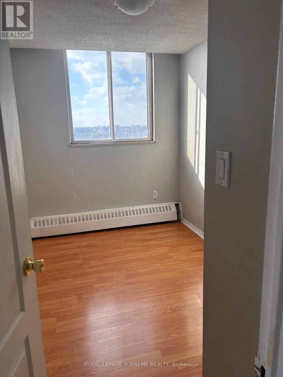 1215 - 100 Lotherton Pathway, Toronto (yorkdale-glen Park), Ontario