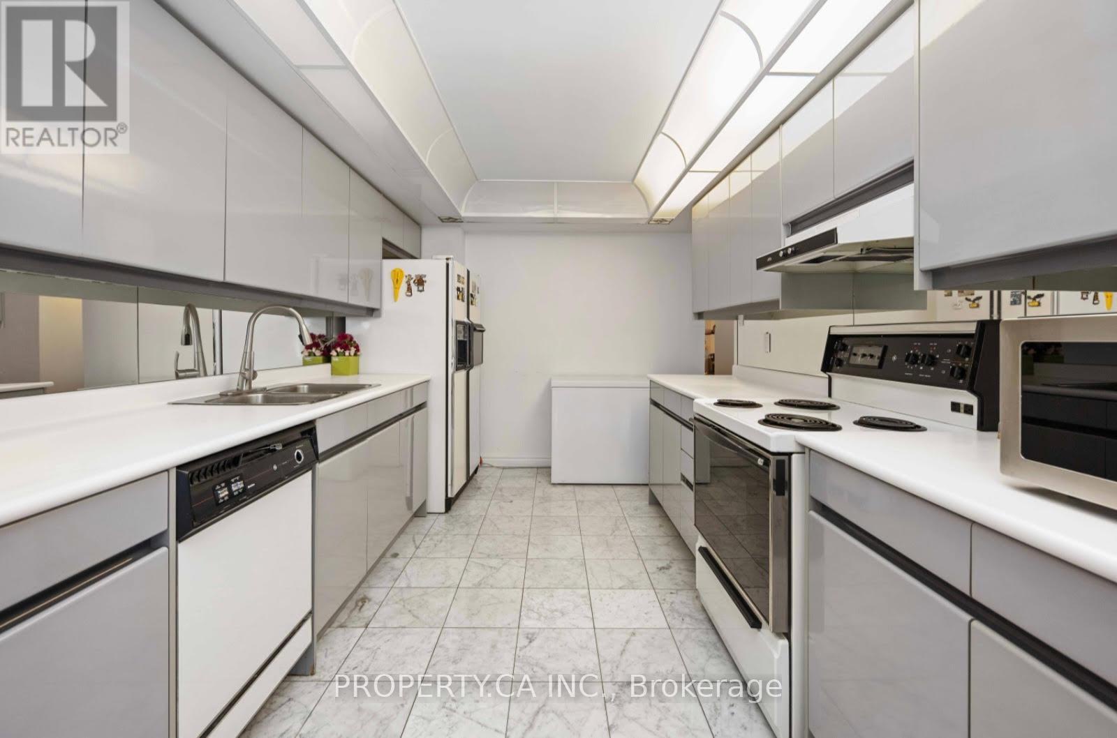 1109 - 33 University Avenue, Toronto (bay Street Corridor), Ontario