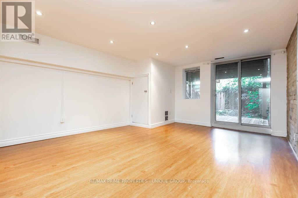 589 Logan Avenue, Toronto (north Riverdale), Ontario