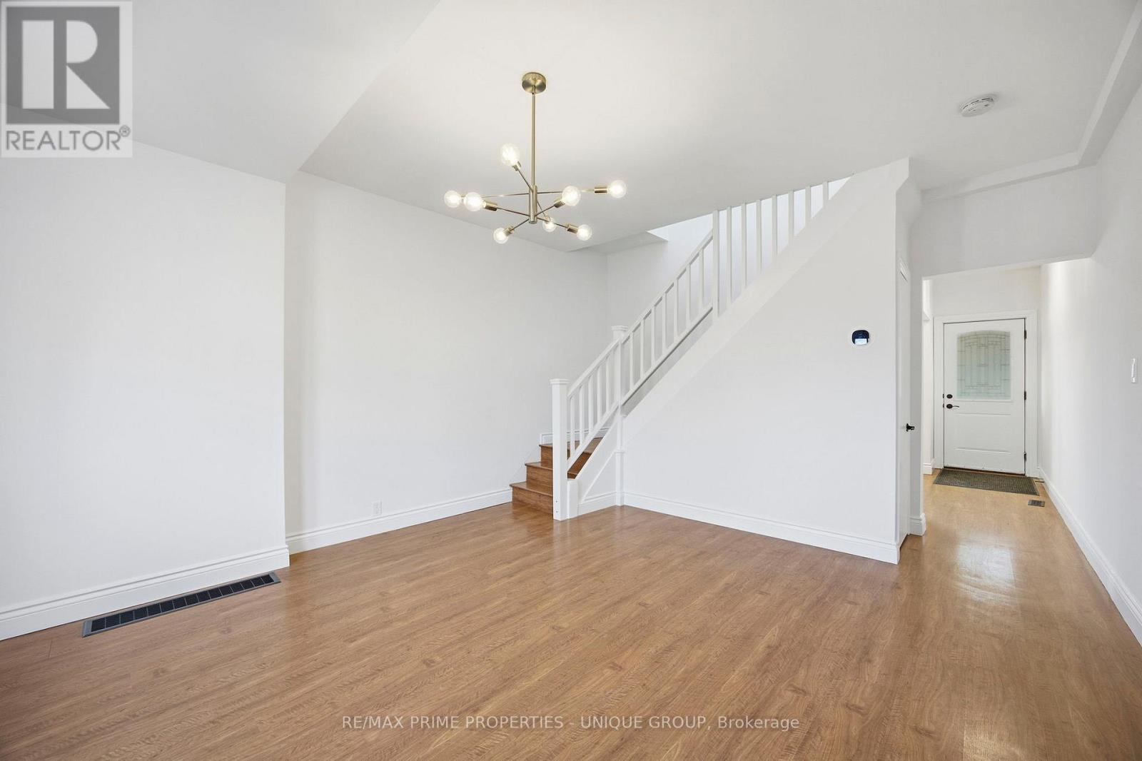 589 Logan Avenue, Toronto (north Riverdale), Ontario