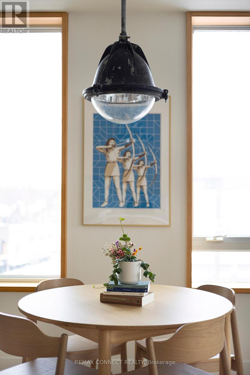 402 - 1 St Johns Road, Toronto (junction Area), Ontario