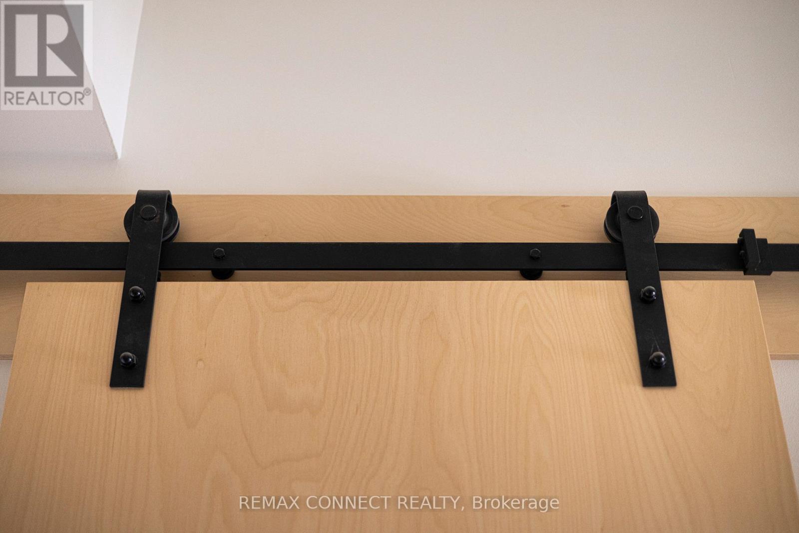 402 - 1 St Johns Road, Toronto (junction Area), Ontario