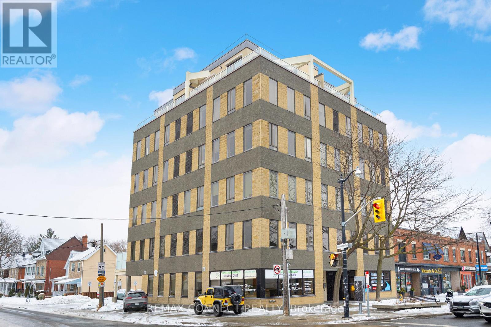 402 - 1 St Johns Road, Toronto (junction Area), Ontario