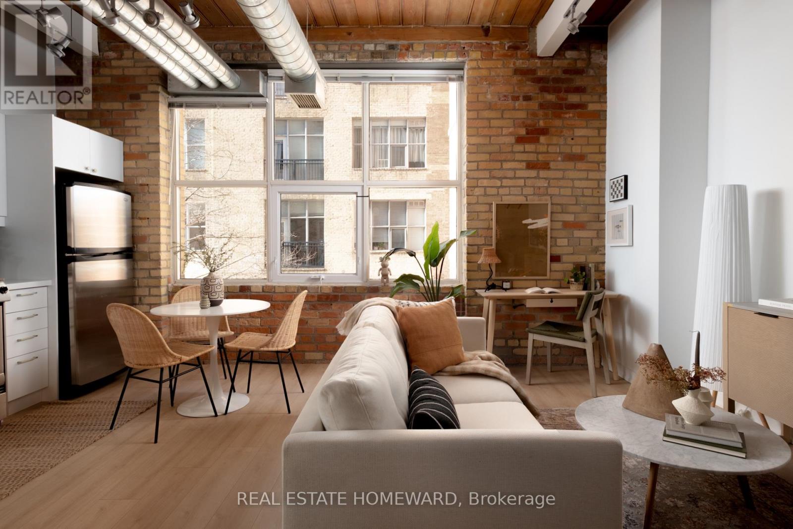 321 - 955 Queen Street W, Toronto (niagara), Ontario