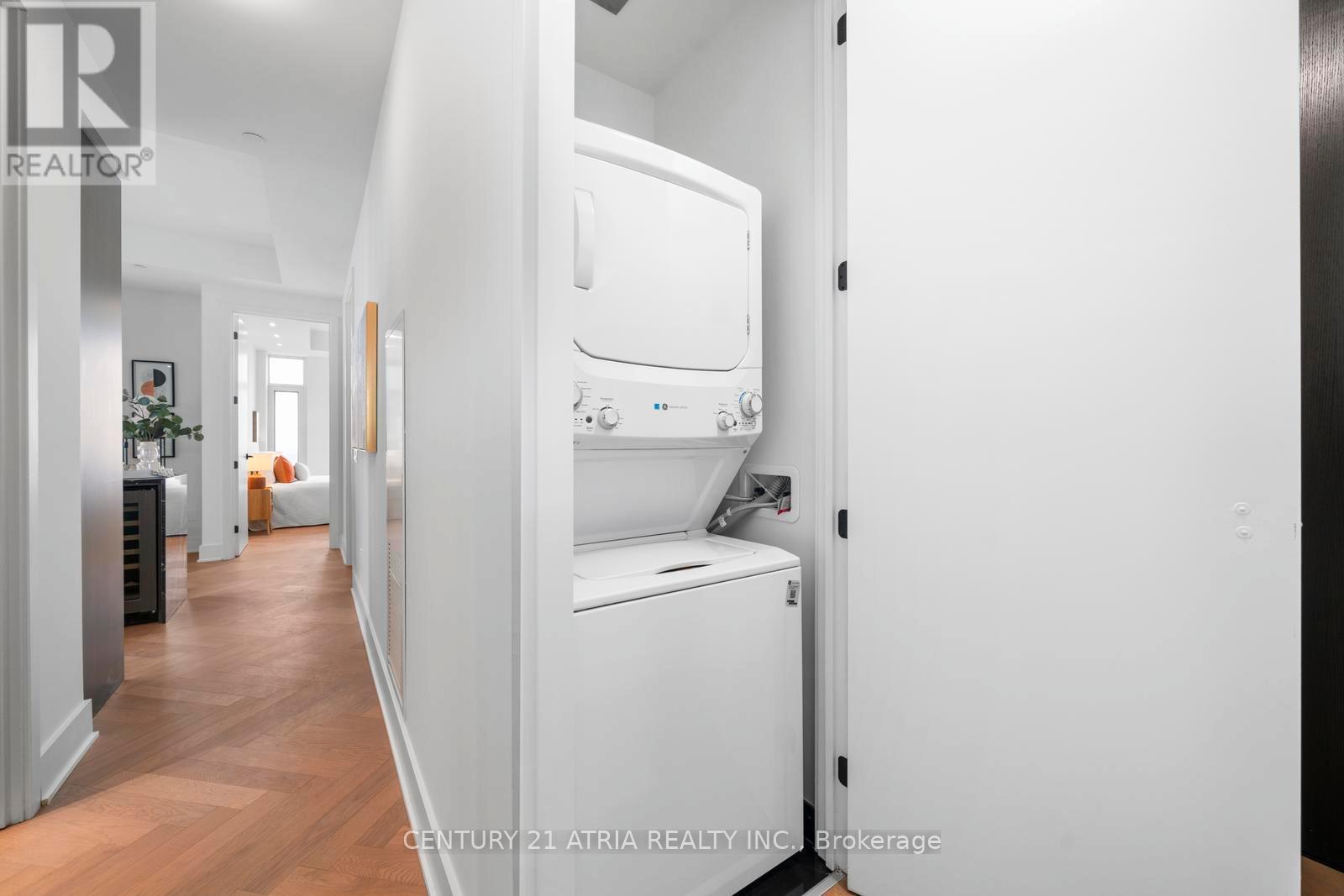 6209 - 11 Yorkville Avenue, Toronto (annex), Ontario