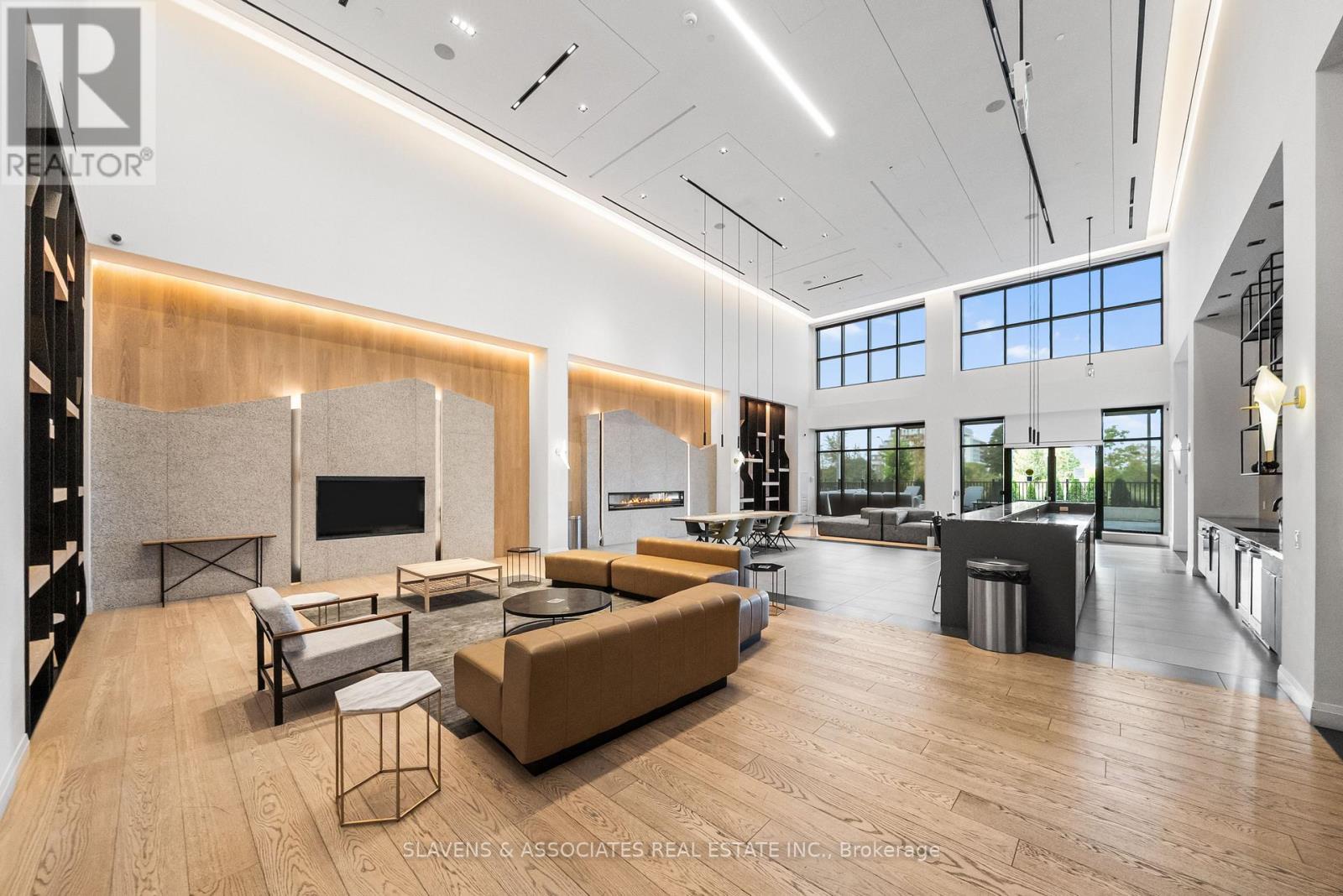 720 - 60 George Butchart Drive, Toronto (downsview-roding-cfb), Ontario