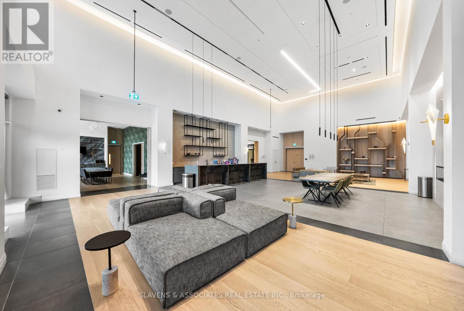 720 - 60 George Butchart Drive, Toronto (downsview-roding-cfb), Ontario