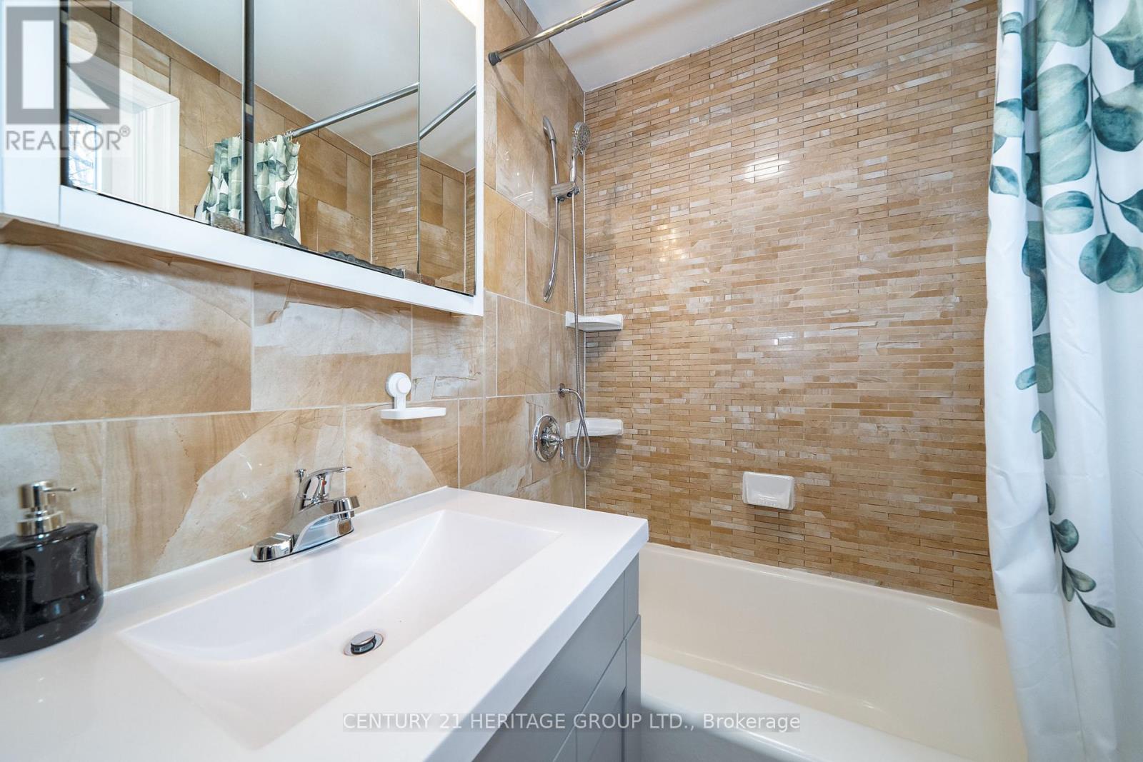 215 Keele Street, Toronto (high Park North), Ontario