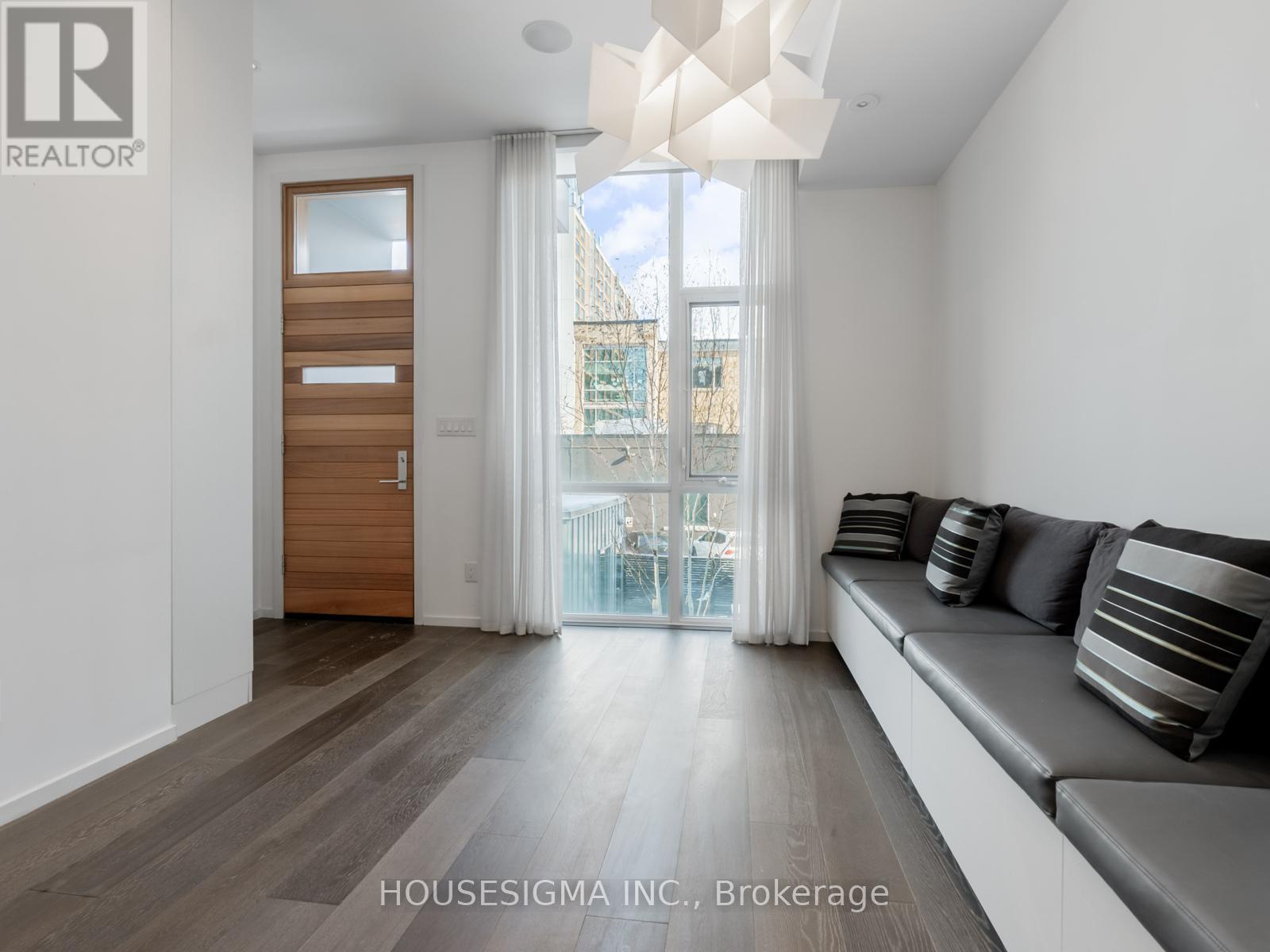 15 - 850 Richmond Street W, Toronto (niagara), Ontario