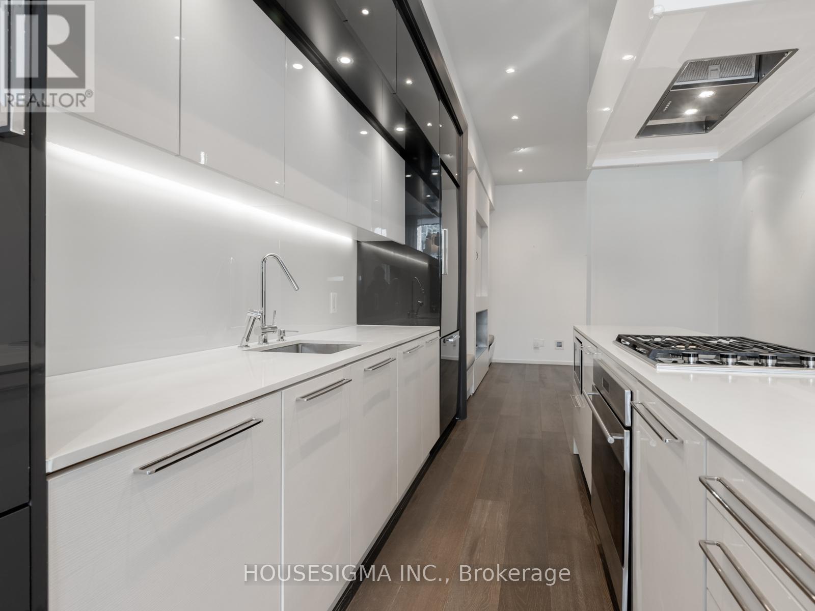 15 - 850 Richmond Street W, Toronto (niagara), Ontario