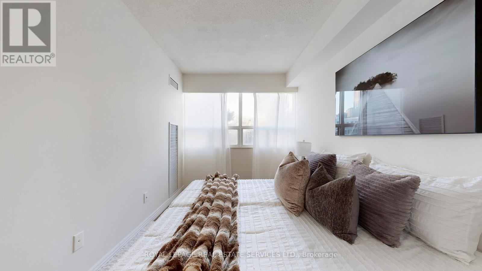 304 - 1300 Islington Avenue, Toronto (islington-city Centre West), Ontario