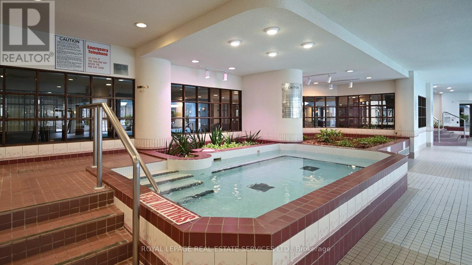 304 - 1300 Islington Avenue, Toronto (islington-city Centre West), Ontario