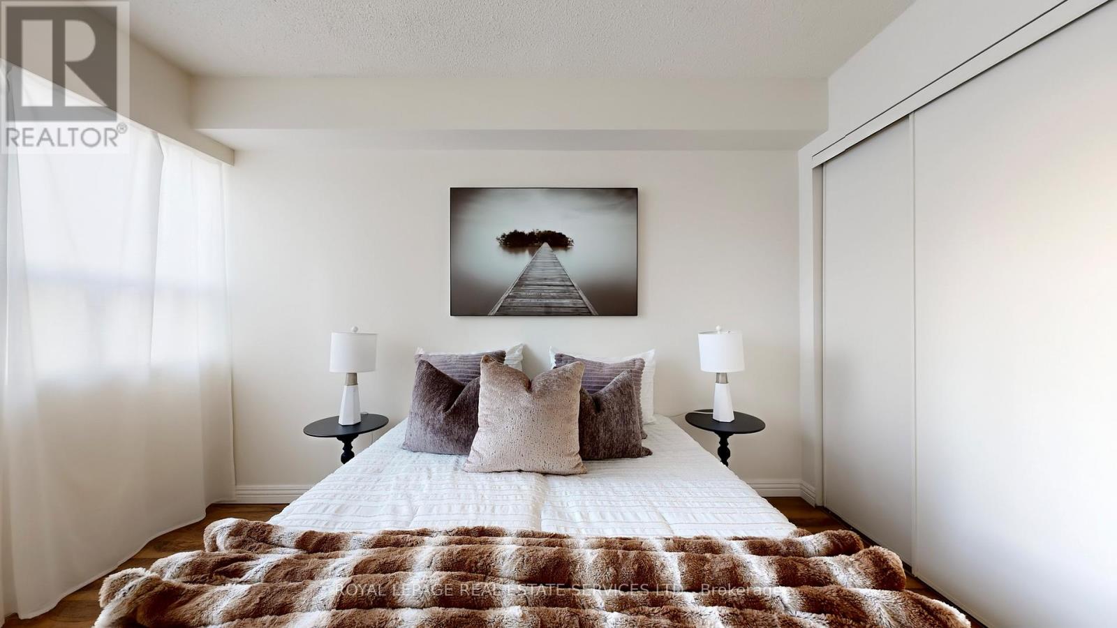 304 - 1300 Islington Avenue, Toronto (islington-city Centre West), Ontario