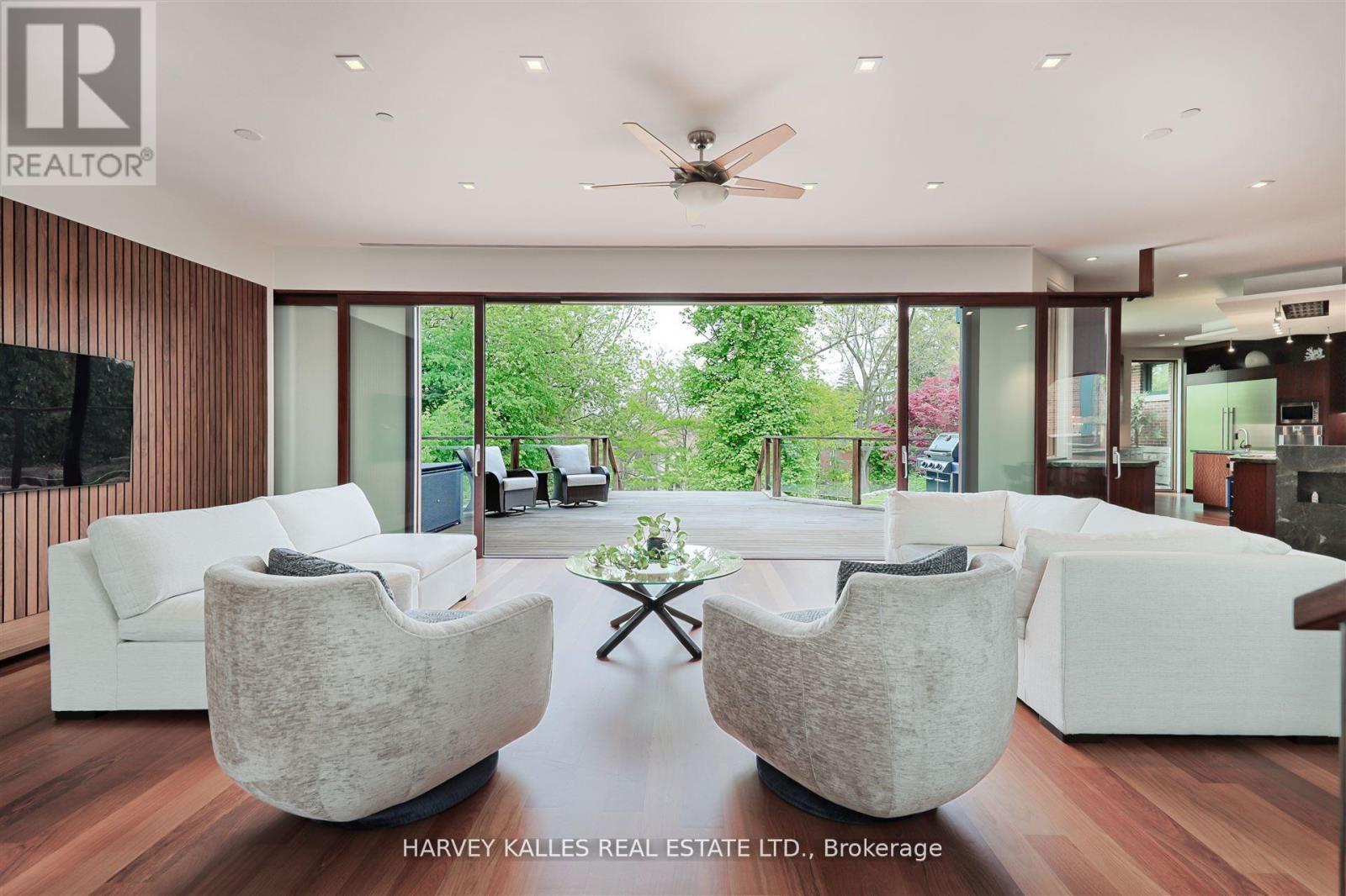 89 Kingsway Crescent, Toronto (kingsway South), Ontario