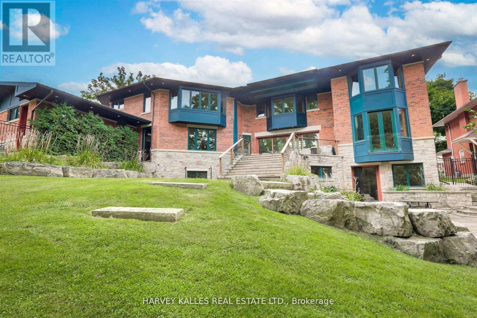 89 Kingsway Crescent, Toronto (kingsway South), Ontario