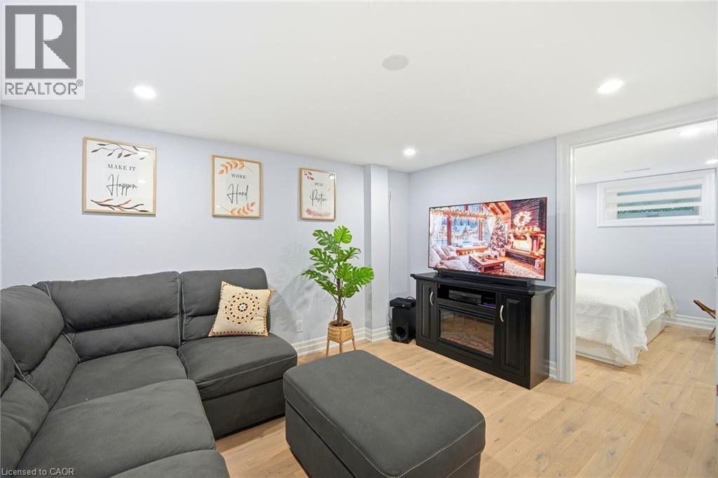 30 Coules Court, Toronto, Ontario