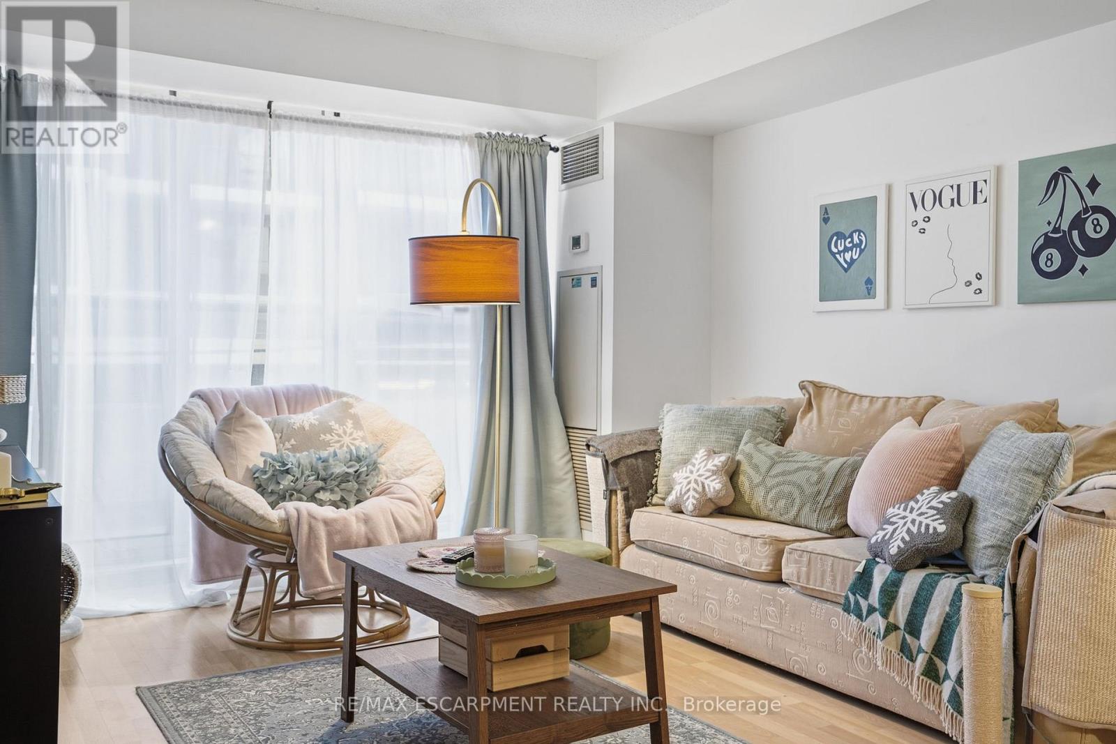 208 - 76 Shuter Street, Toronto (church-yonge Corridor), Ontario