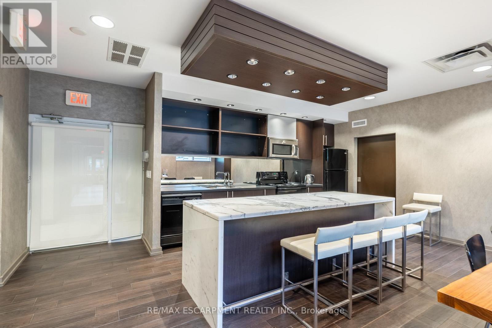 208 - 76 Shuter Street, Toronto (church-yonge Corridor), Ontario