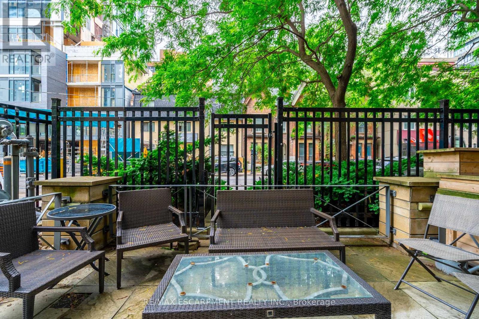 208 - 76 Shuter Street, Toronto (church-yonge Corridor), Ontario