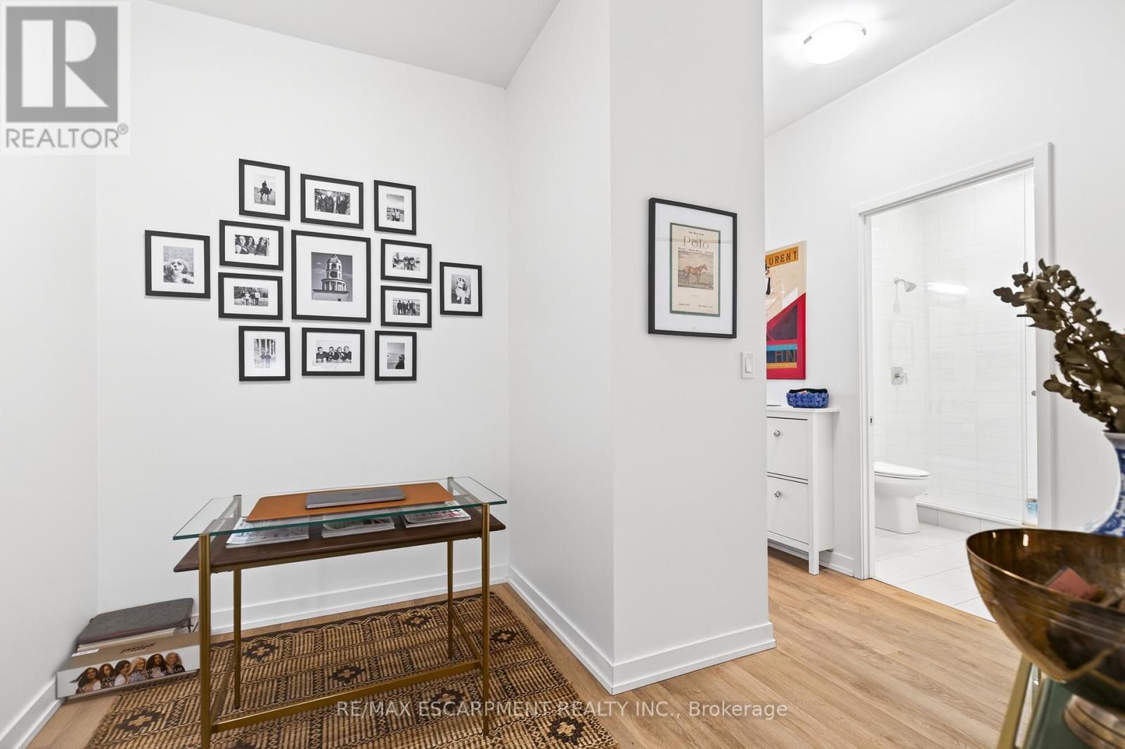 216 - 50 Ordnance Street, Toronto (niagara), Ontario