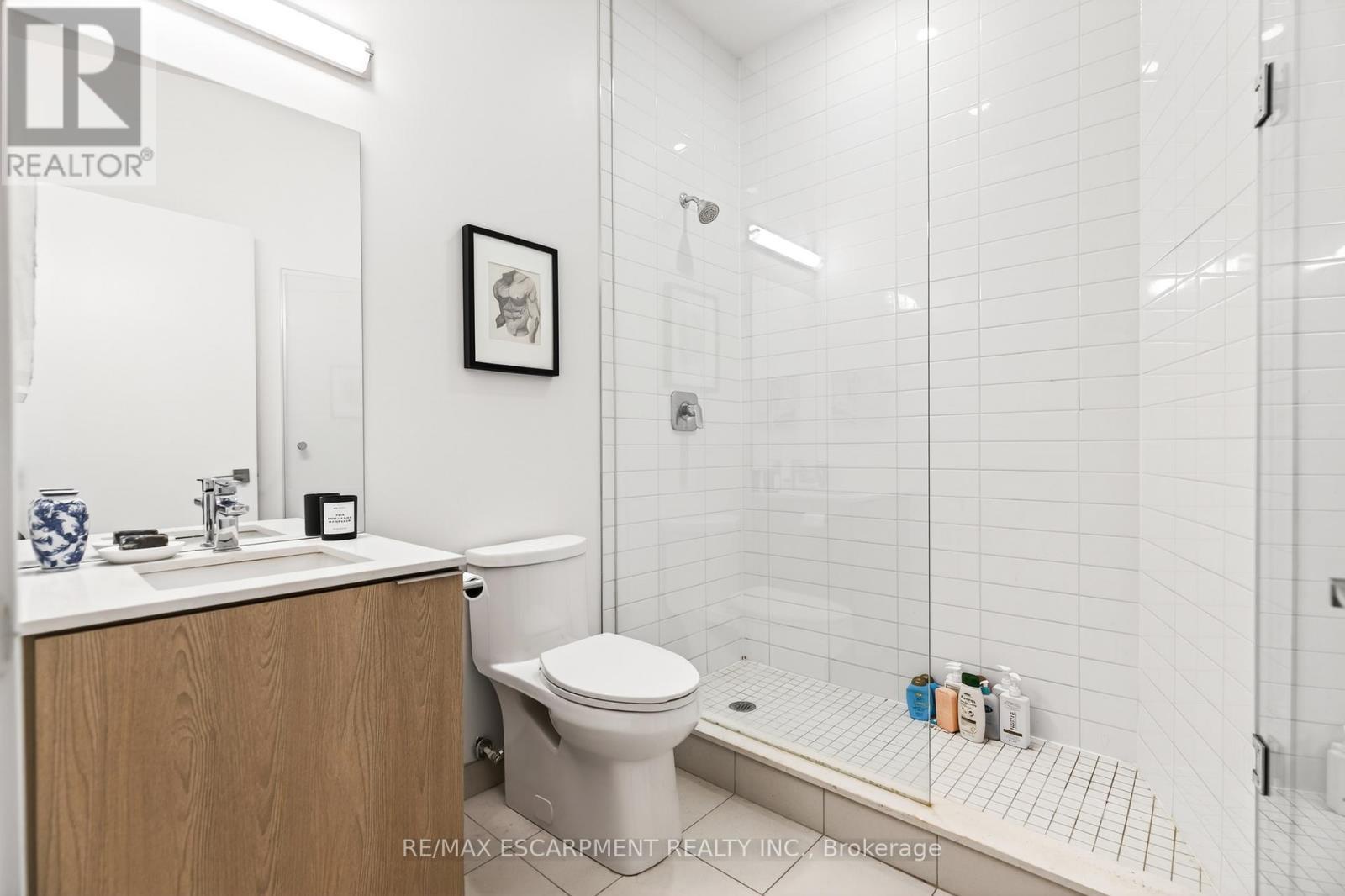 216 - 50 Ordnance Street, Toronto (niagara), Ontario