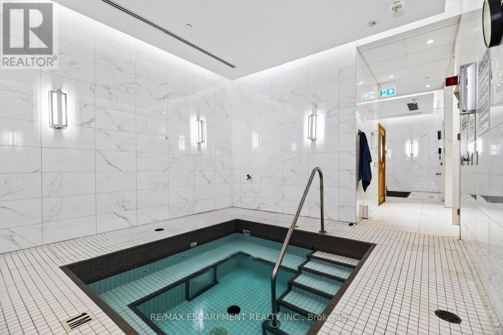 216 - 50 Ordnance Street, Toronto (niagara), Ontario