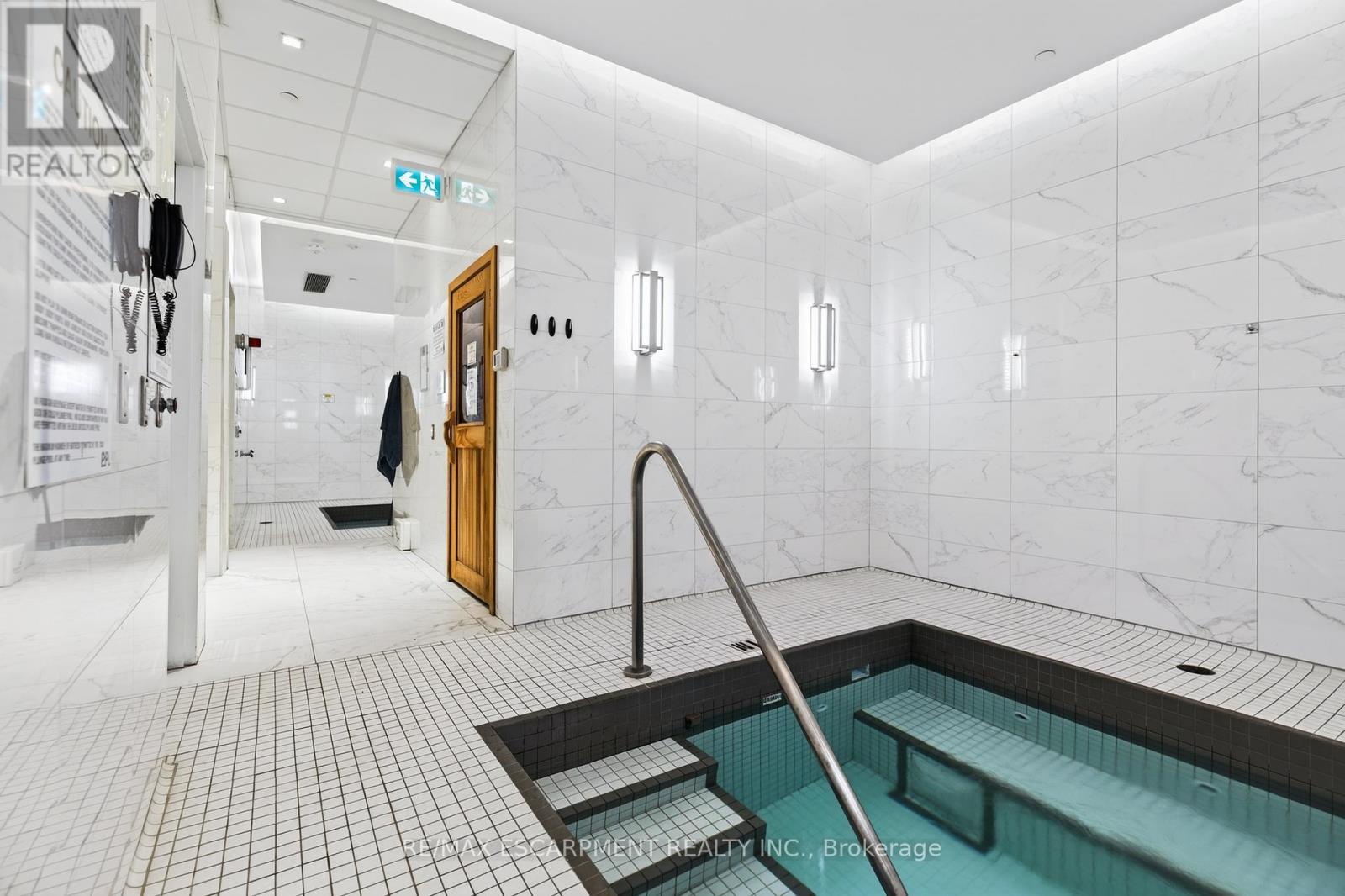 216 - 50 Ordnance Street, Toronto (niagara), Ontario