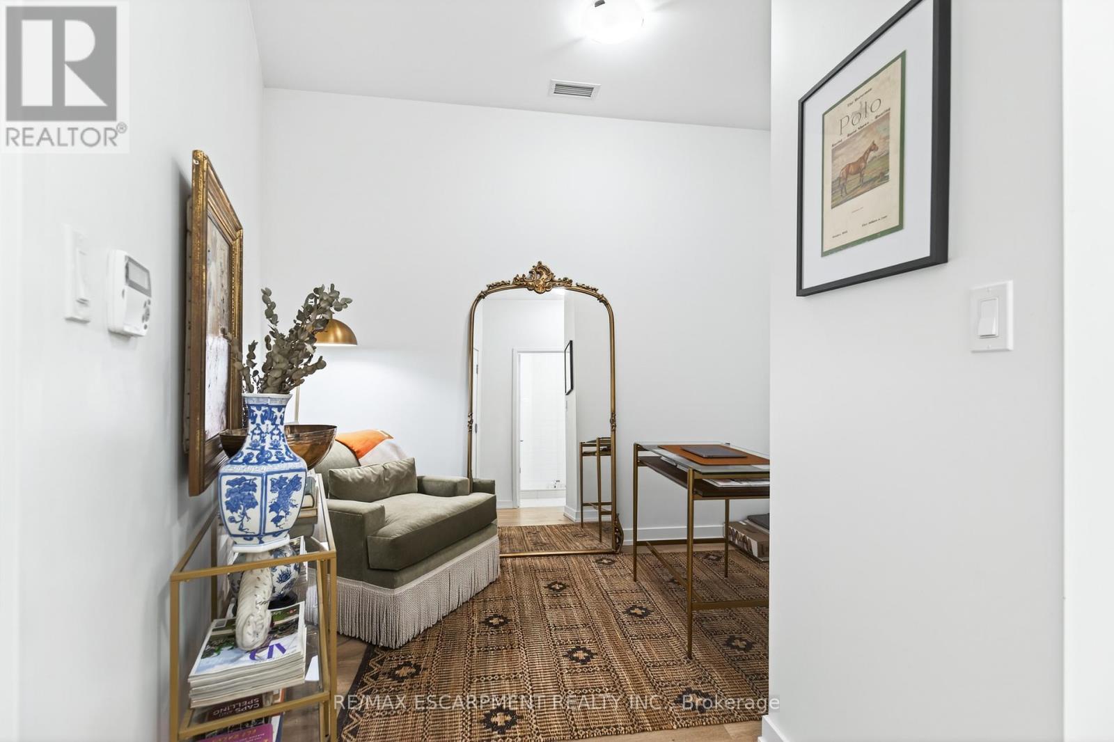 216 - 50 Ordnance Street, Toronto (niagara), Ontario