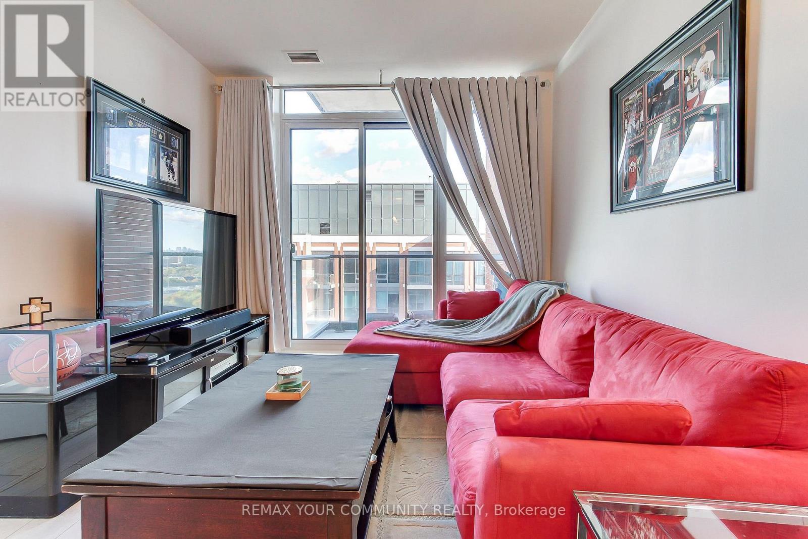 1608 - 31 Tippett Road, Toronto (clanton Park), Ontario