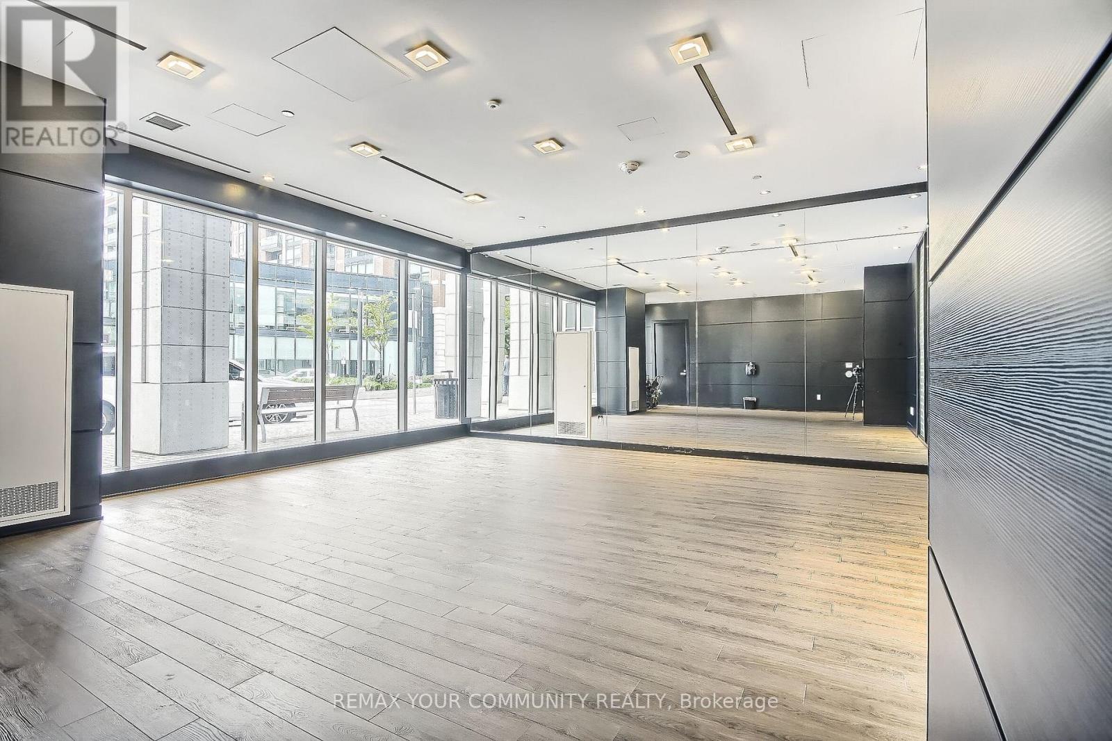 1608 - 31 Tippett Road, Toronto (clanton Park), Ontario