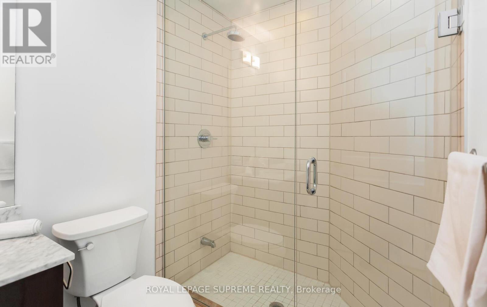 312 - 25 Fontenay Court, Toronto (edenbridge-humber Valley), Ontario