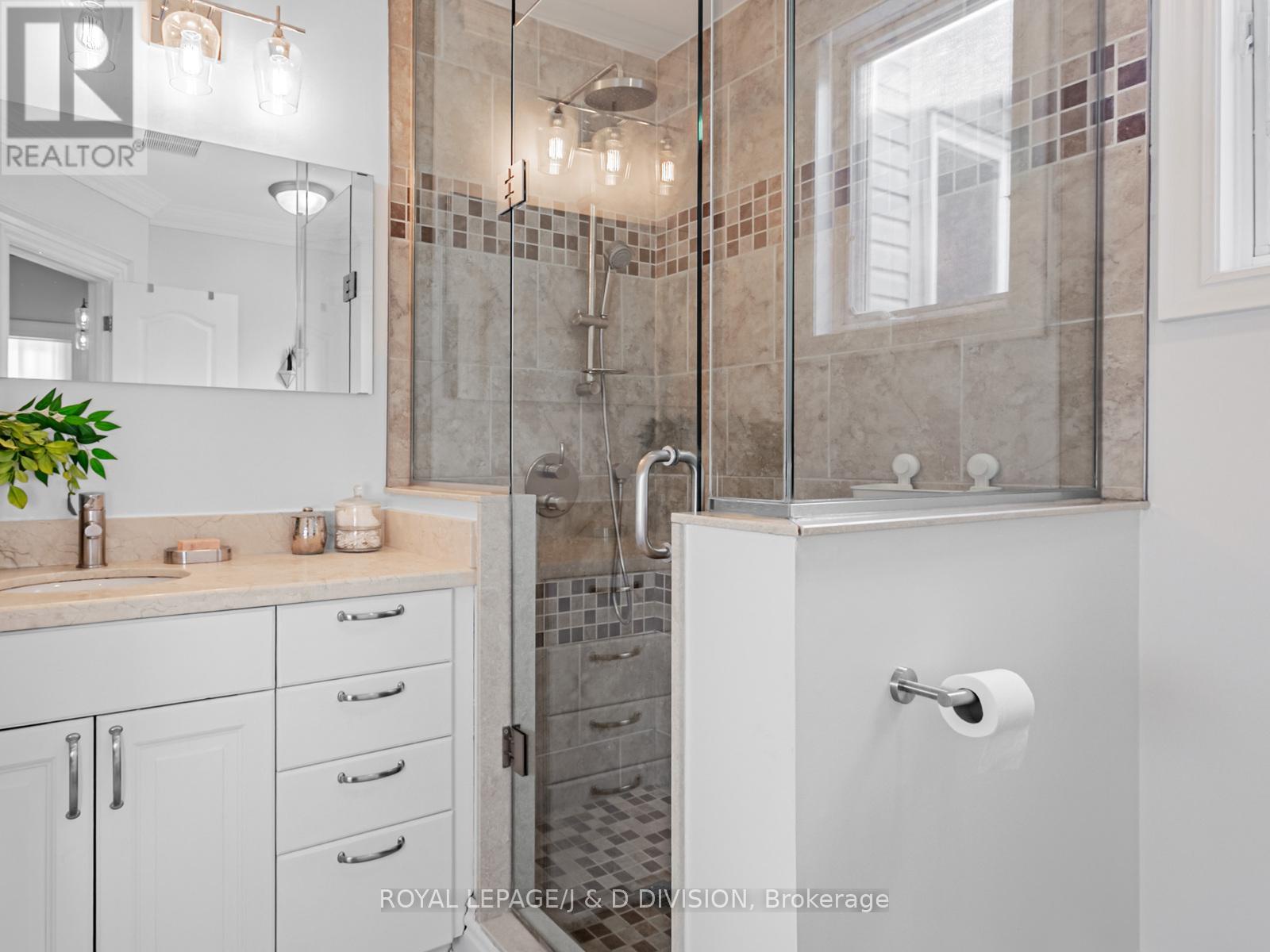 329 Indian Road Crescent, Toronto (junction Area), Ontario