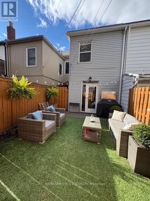 329 Indian Road Crescent, Toronto (junction Area), Ontario