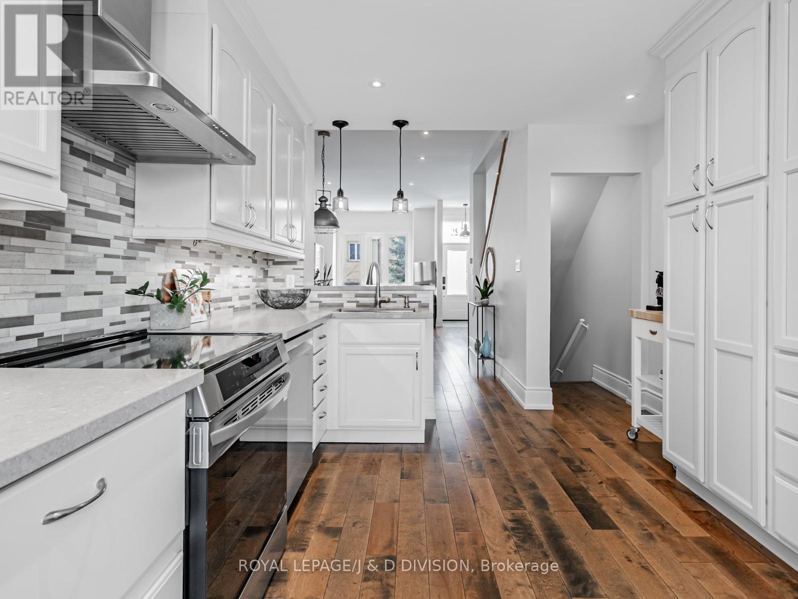 329 Indian Road Crescent, Toronto (junction Area), Ontario