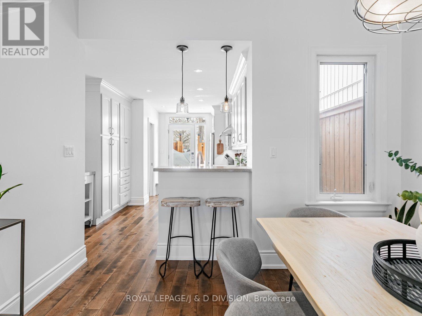 329 Indian Road Crescent, Toronto (junction Area), Ontario