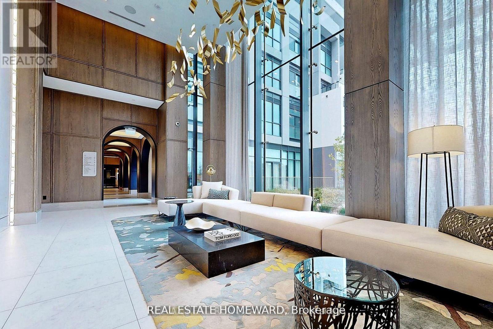 2039 - 20 Inn On The Park Drive, Toronto (banbury-don Mills), Ontario