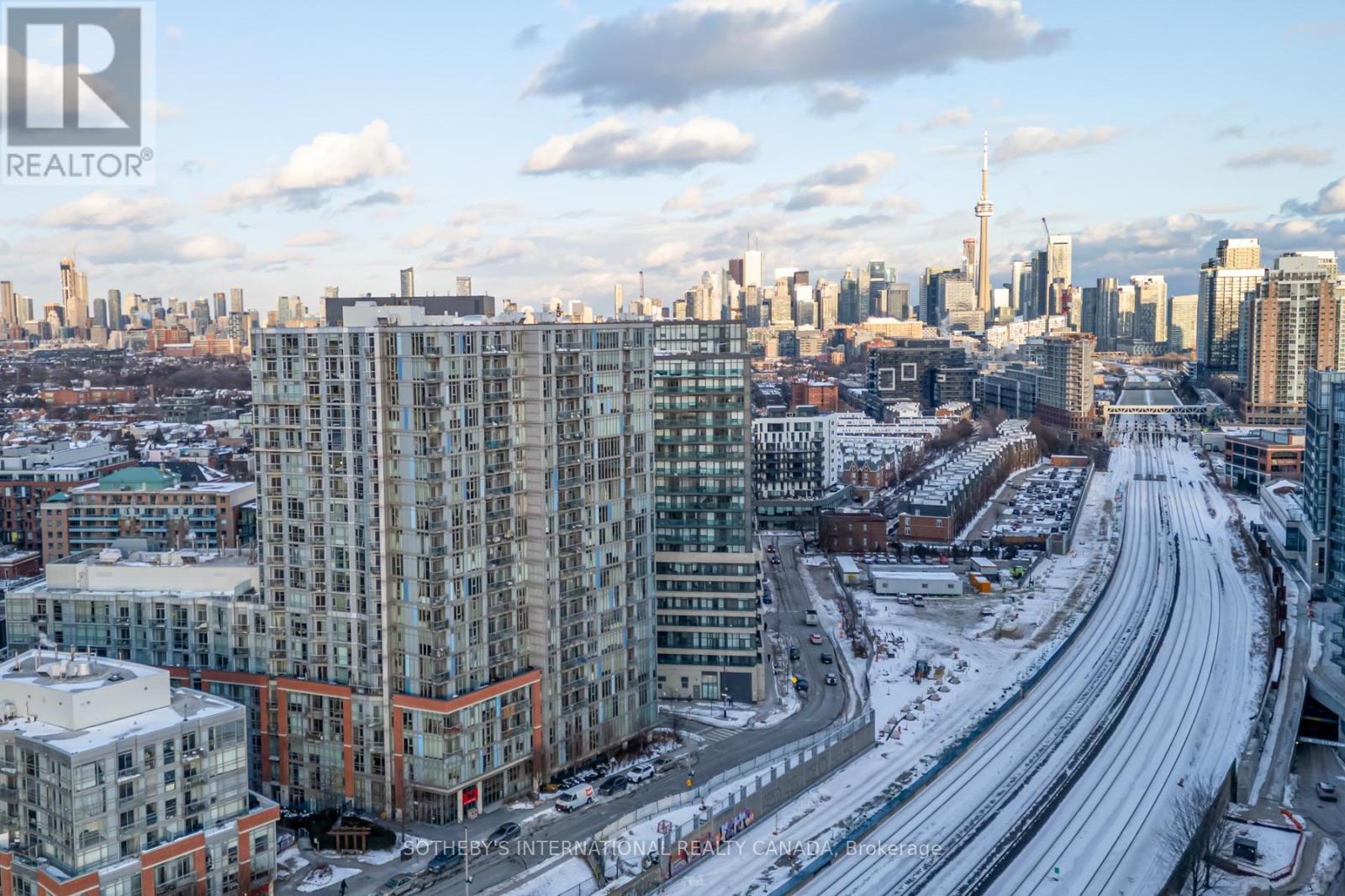916 - 150 Sudbury Street, Toronto (little Portugal), Ontario