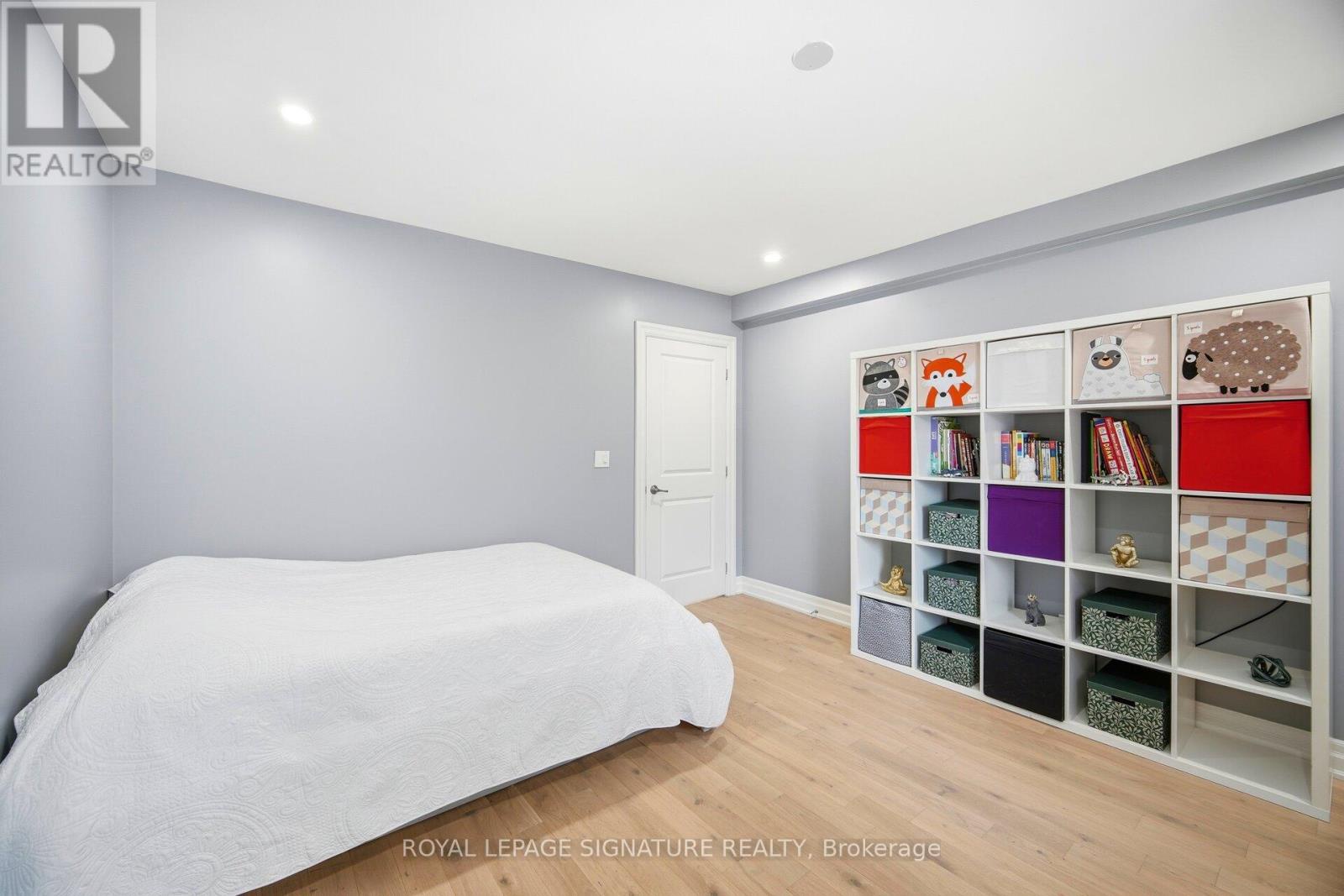 30 Coules Court, Toronto (alderwood), Ontario