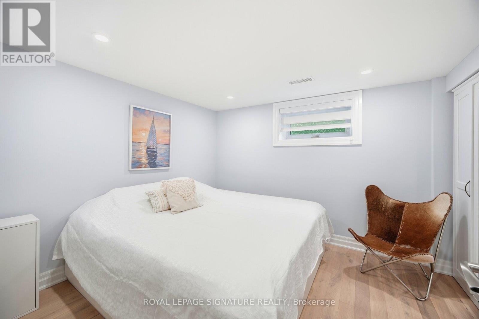 30 Coules Court, Toronto (alderwood), Ontario