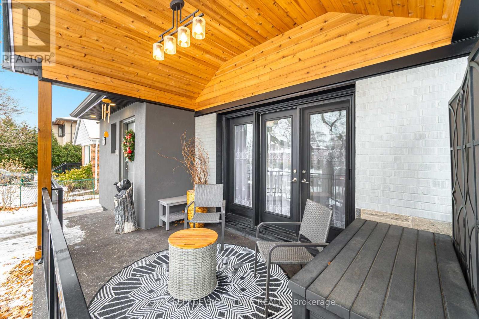 30 Coules Court, Toronto (alderwood), Ontario