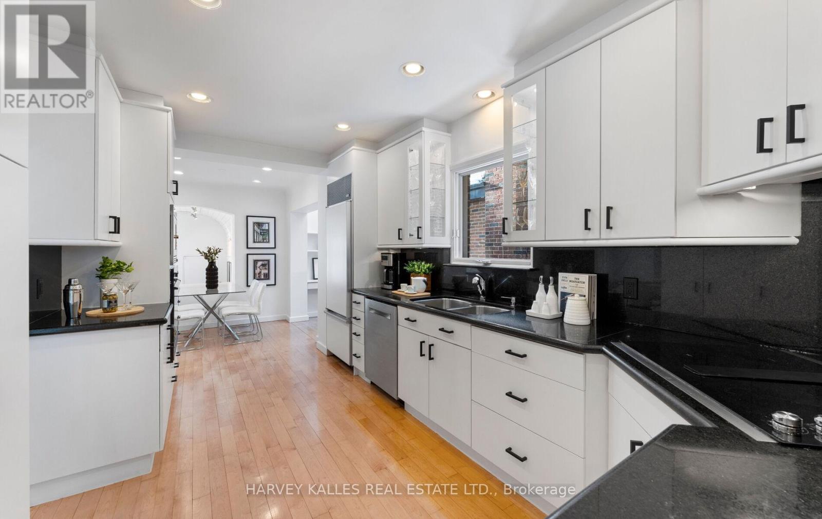 565 Briar Hill Avenue, Toronto (forest Hill North), Ontario