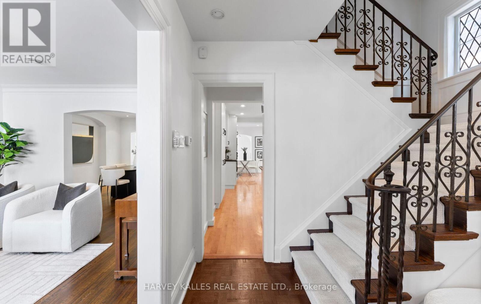 565 Briar Hill Avenue, Toronto (forest Hill North), Ontario