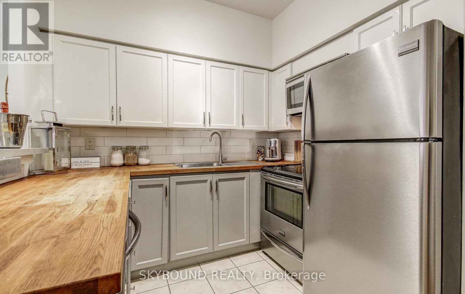 703 - 120 Lombard Street, Toronto (church-yonge Corridor), Ontario