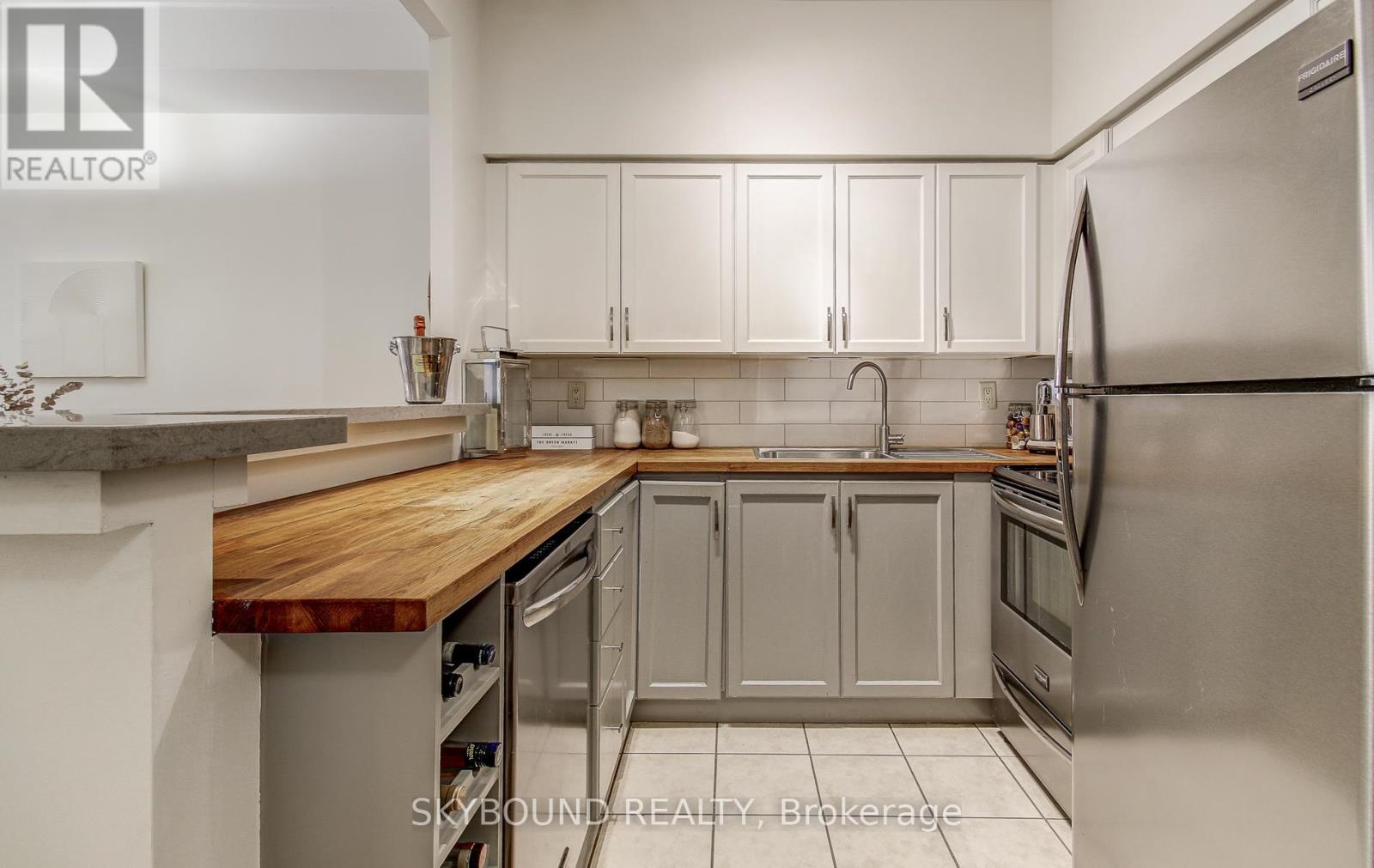 703 - 120 Lombard Street, Toronto (church-yonge Corridor), Ontario