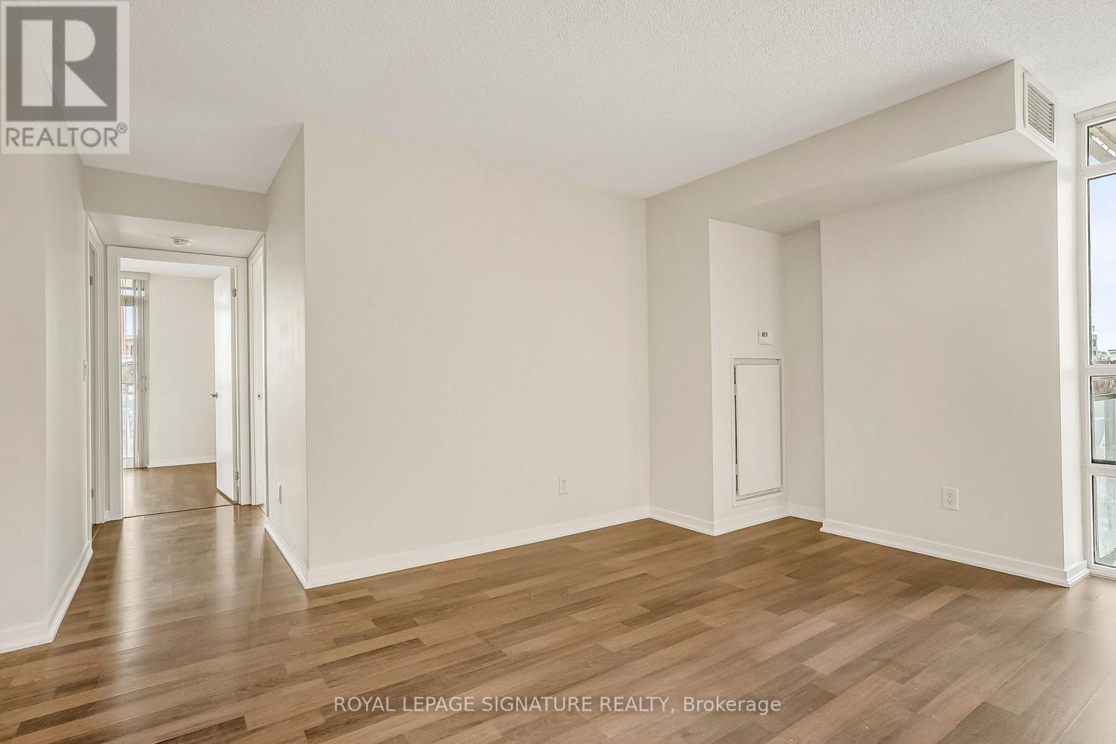 507 - 38 Joe Shuster Way, Toronto (niagara), Ontario