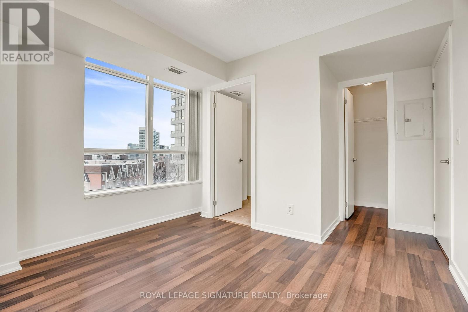 507 - 38 Joe Shuster Way, Toronto (niagara), Ontario