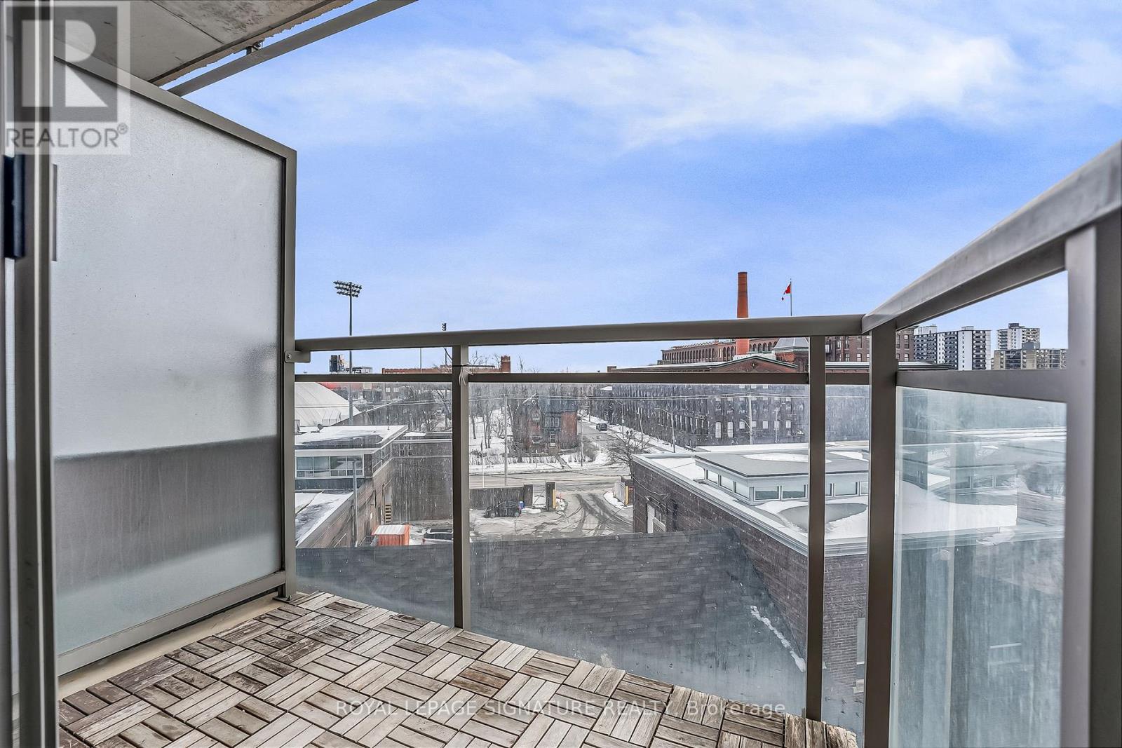 507 - 38 Joe Shuster Way, Toronto (niagara), Ontario